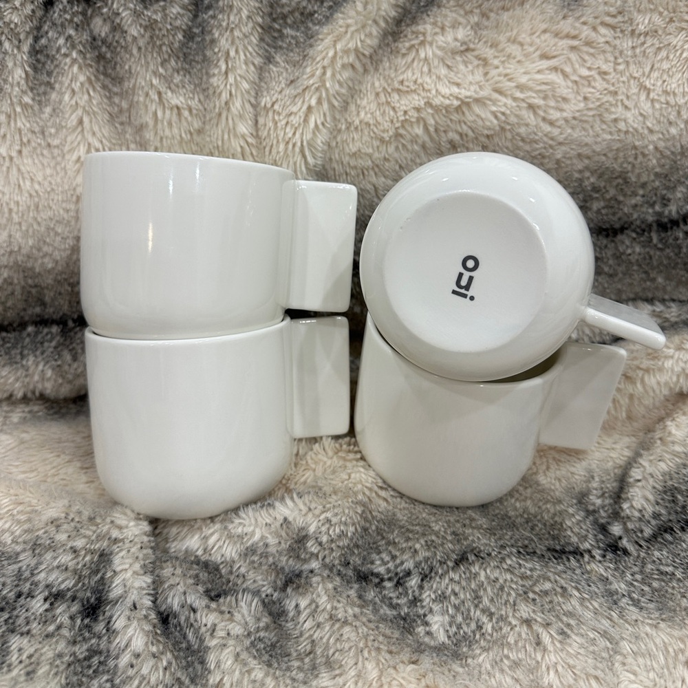 Set of  4 OUI mugs
